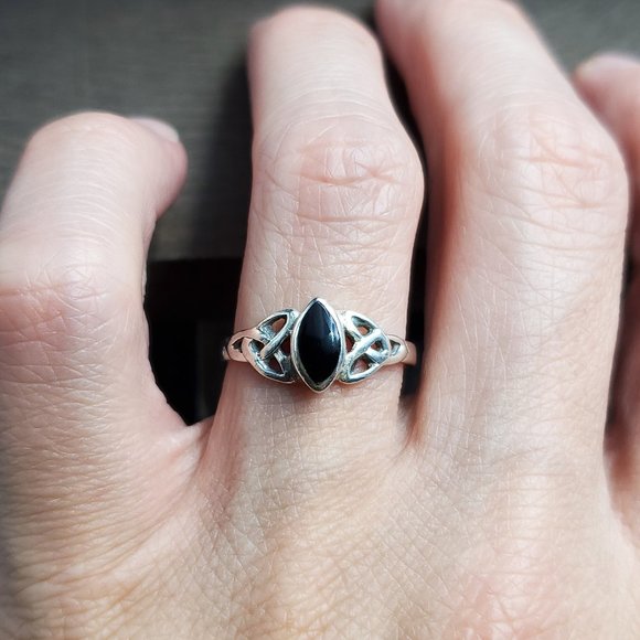 Jewelry | Size 775 Sterling Silver Celtic Black Inlay Cool Ring | Poshmark